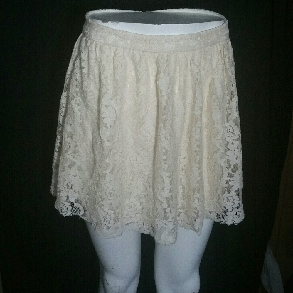 Ivory Lace Skirt by Lush -XS
